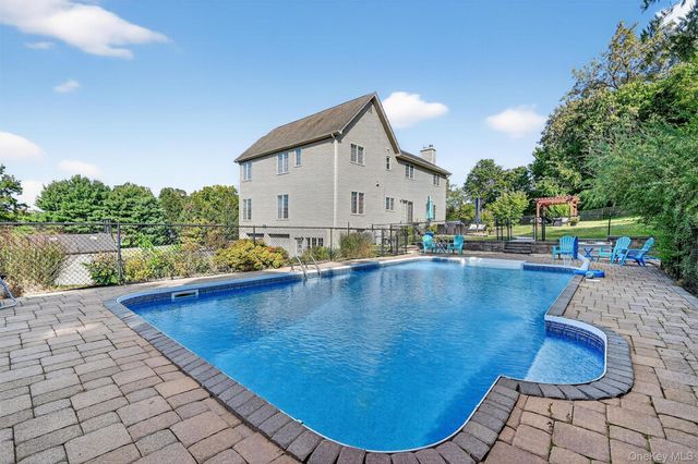 1 Summer Drive, Newburgh, NY 12550