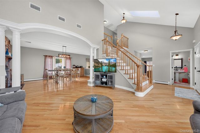 1 Summer Drive, Newburgh, NY 12550