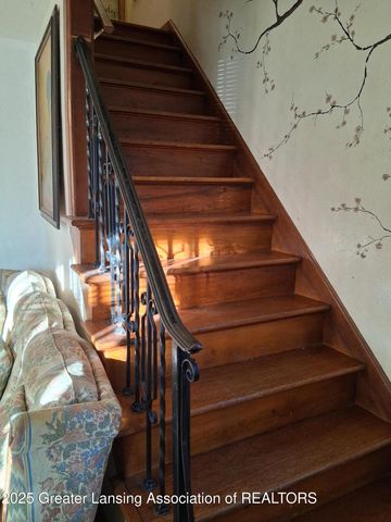 525 E Mount Hope Avenue, Lansing, MI 48910