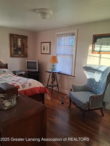 525 E Mount Hope Avenue, Lansing, MI 48910