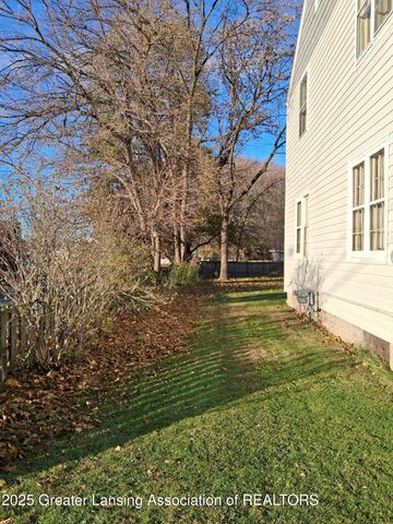 525 E Mount Hope Avenue, Lansing, MI 48910