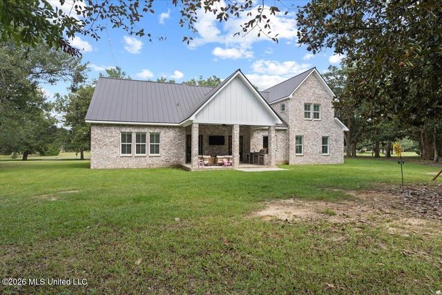 16017 Lorraine Road, Biloxi, MS 39532