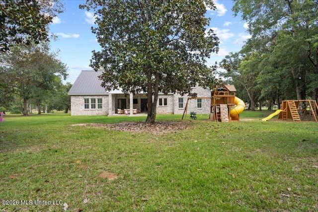 16017 Lorraine Road, Biloxi, MS 39532