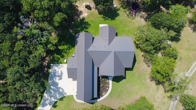 16017 Lorraine Road, Biloxi, MS 39532