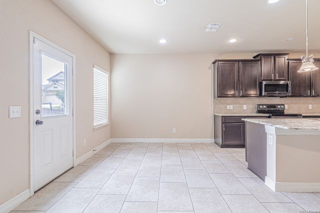 5488 DEVONWOOD ST, Schertz, TX 78108