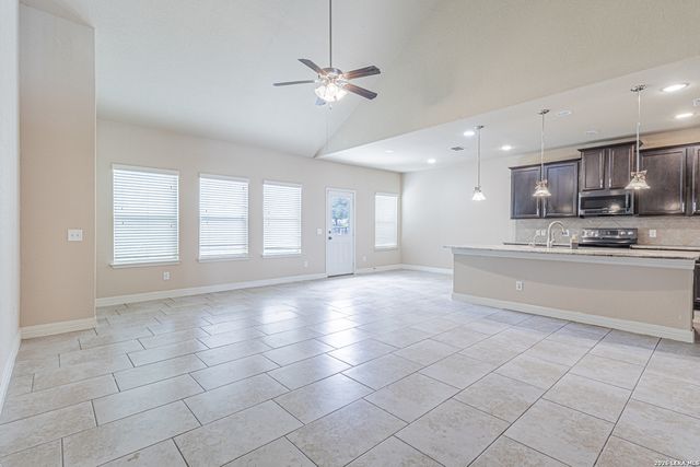 5488 DEVONWOOD ST, Schertz, TX 78108