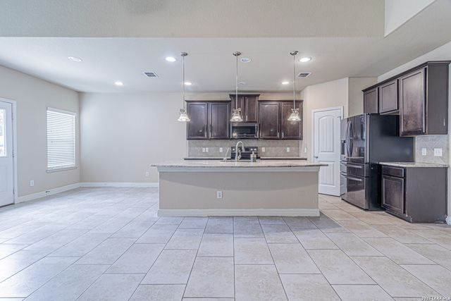 5488 DEVONWOOD ST, Schertz, TX 78108