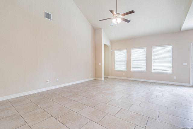 5488 DEVONWOOD ST, Schertz, TX 78108