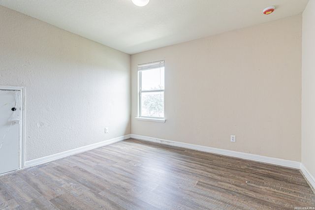 5488 DEVONWOOD ST, Schertz, TX 78108