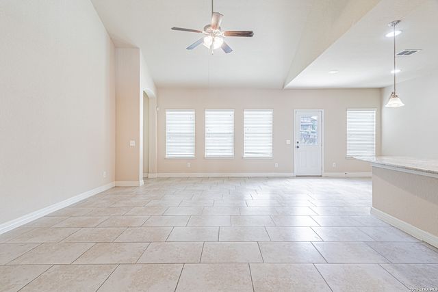 5488 DEVONWOOD ST, Schertz, TX 78108