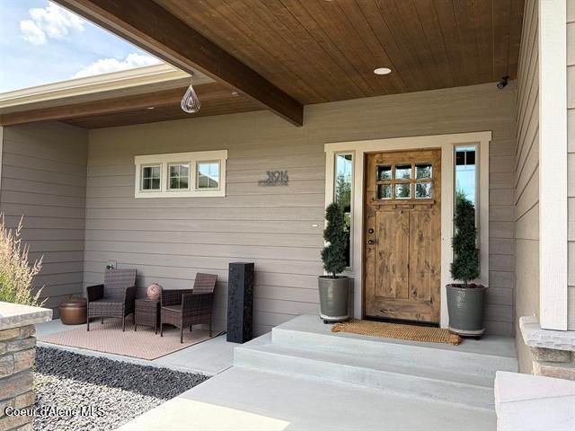 31914 N Zander Ln, Chattaroy, WA 99003