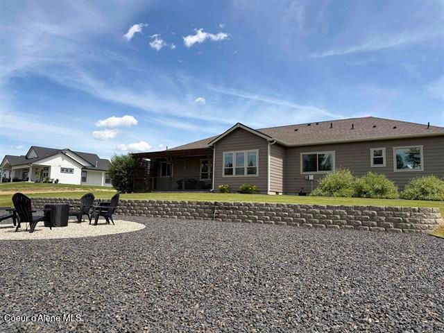 31914 N Zander Ln, Chattaroy, WA 99003