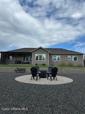 31914 N Zander Ln, Chattaroy, WA 99003