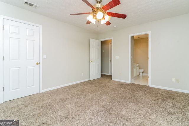 568 Windcroft Circle NW, Acworth, GA 30101