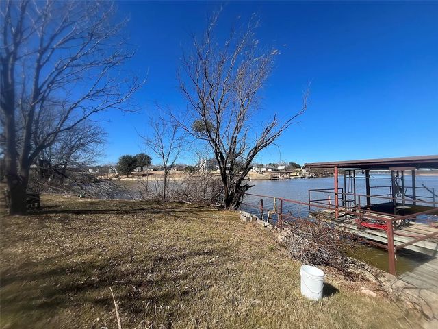 2212 Sunrise Bay Court, Granbury, TX 76048