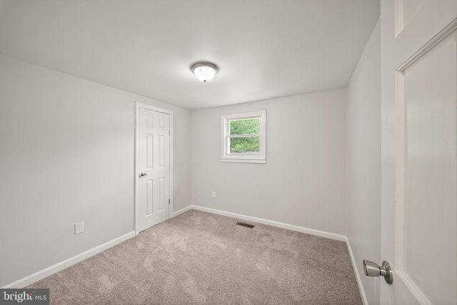 123 SOUTHGATE AVE, Fredericksburg, VA 22408