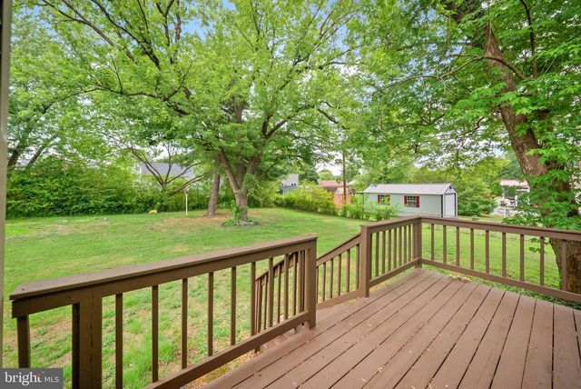 123 SOUTHGATE AVE, Fredericksburg, VA 22408