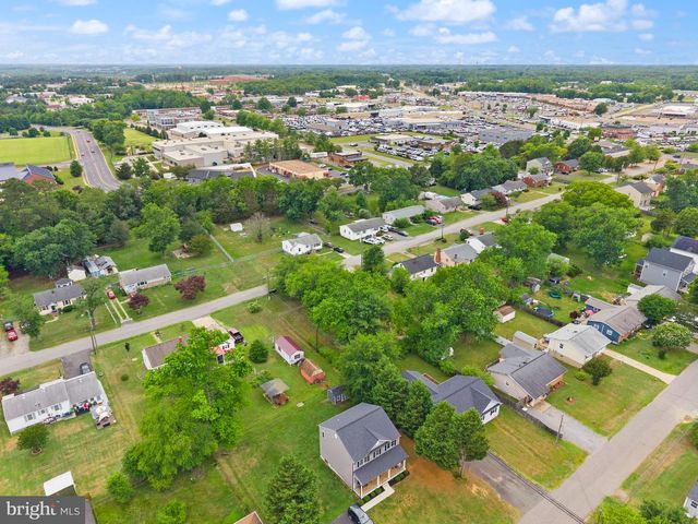 123 SOUTHGATE AVE, Fredericksburg, VA 22408