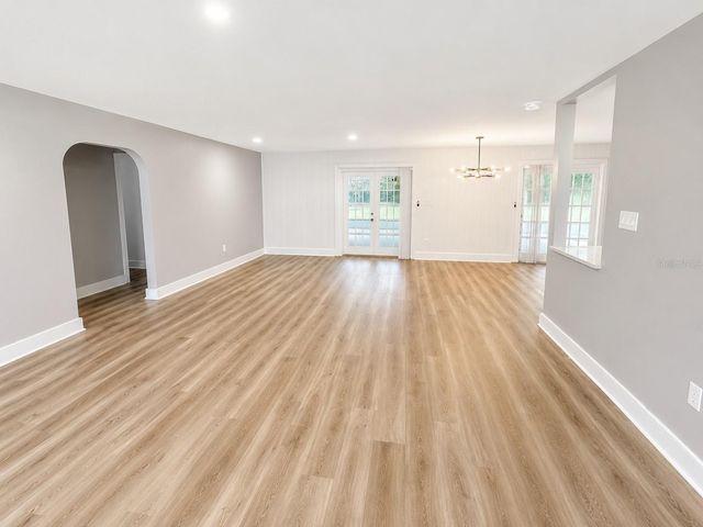 5817 LAKE BREEZE AVENUE, Lakeland, FL 33809