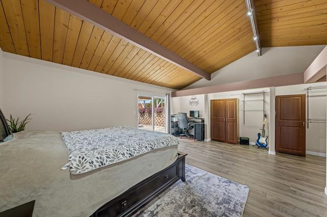 10042 Casa De Oro Blvd, Spring Valley, CA 91977