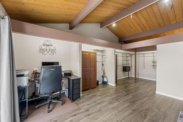 10042 Casa De Oro Blvd, Spring Valley, CA 91977
