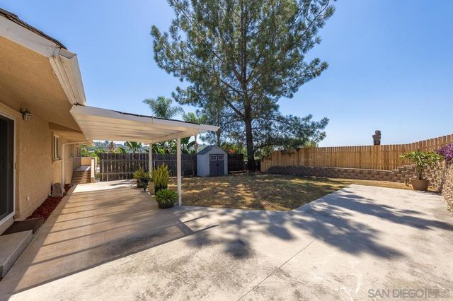 10042 Casa De Oro Blvd, Spring Valley, CA 91977