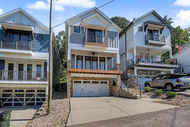 217 S Second St, Loveland, OH 45140
