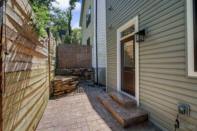 217 S Second St, Loveland, OH 45140
