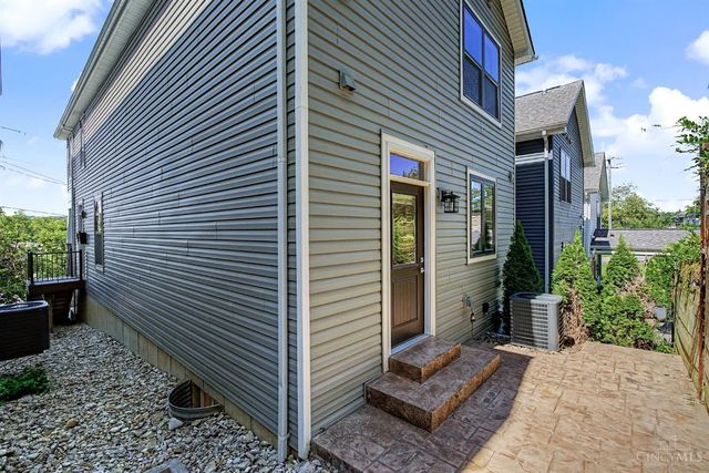 217 S Second St, Loveland, OH 45140
