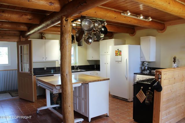 38593 Taylor Street, Anchor Point, AK 99556
