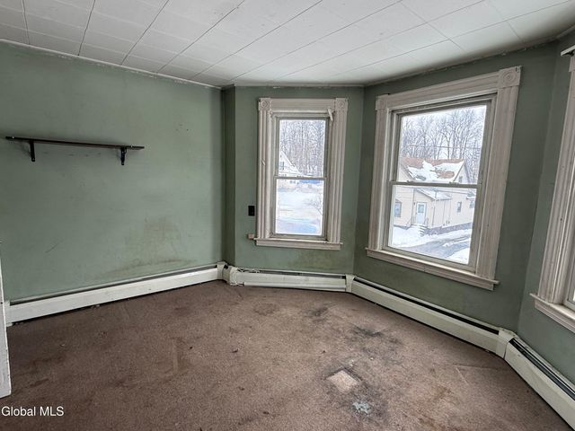 3 Cummings Avenue, Johnstown, NY 12095