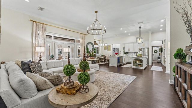 925 ASHTON OAKS CIRCLE, Lakeland, FL 33813