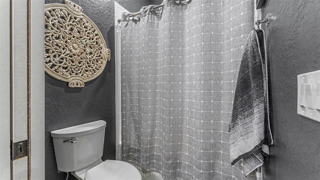 925 ASHTON OAKS CIRCLE, Lakeland, FL 33813