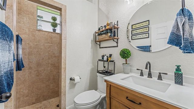 925 ASHTON OAKS CIRCLE, Lakeland, FL 33813