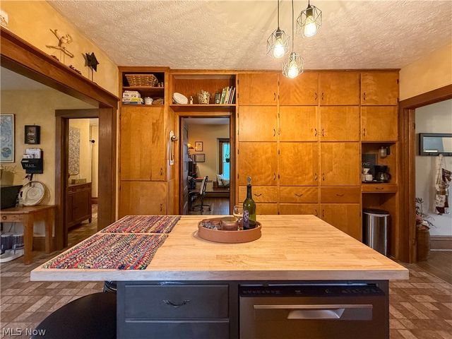 63 Center Street, Seville, OH 44273