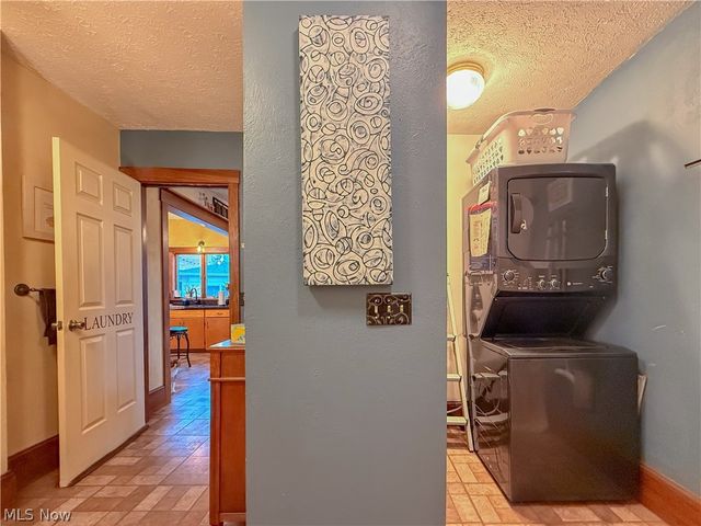 63 Center Street, Seville, OH 44273