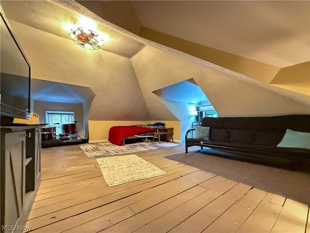 63 Center Street, Seville, OH 44273