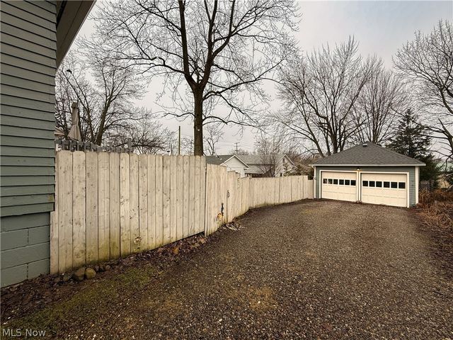 63 Center Street, Seville, OH 44273