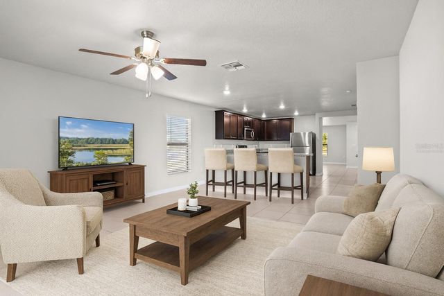 1621 ORNE STREET, Mascotte, FL 34753