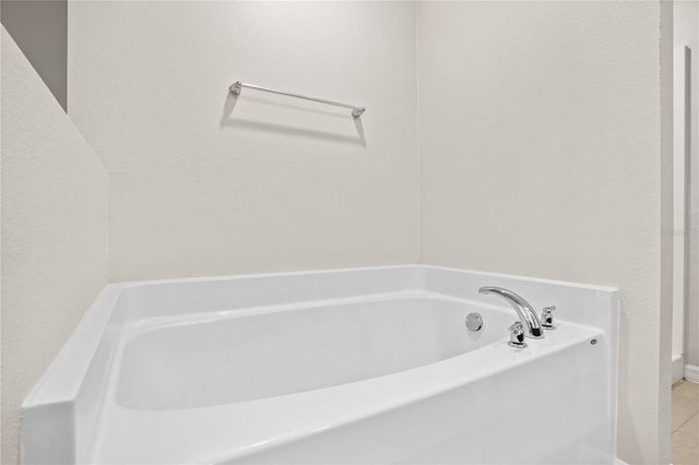 1621 ORNE STREET, Mascotte, FL 34753