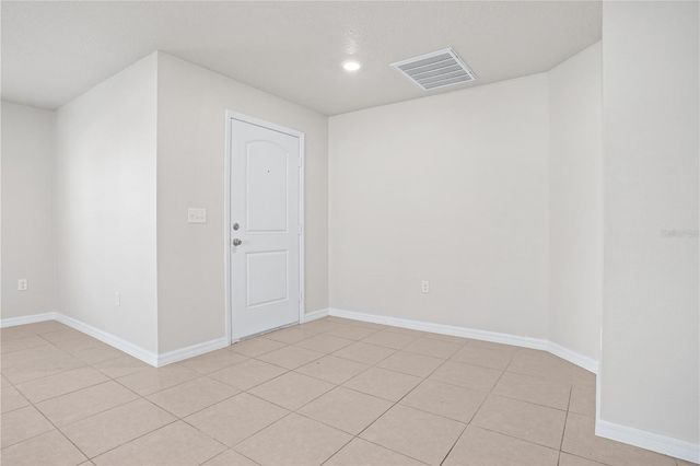 1621 ORNE STREET, Mascotte, FL 34753