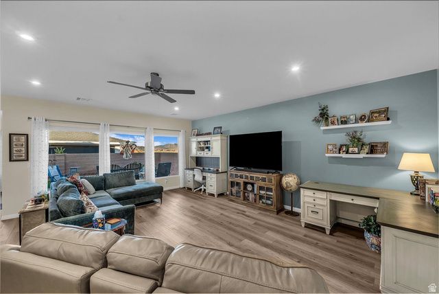 4648 W 3080 S, Hurricane, UT 84737