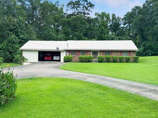 1212 Park Street, Mccomb, MS 39648