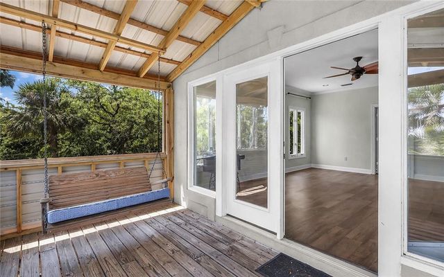 1036 Kittles Island Drive SE, Darien, GA 31305