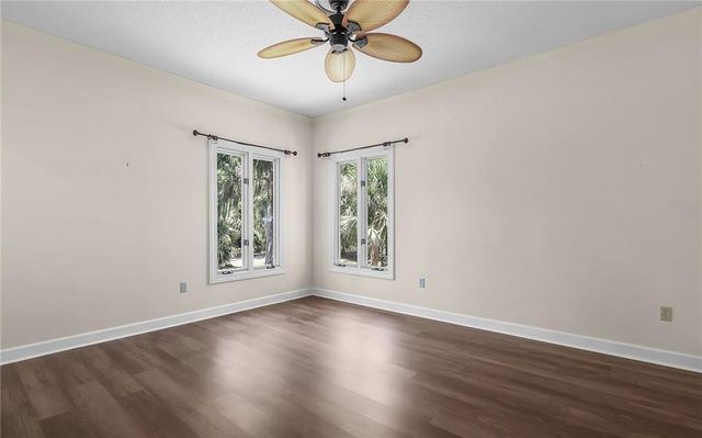 1036 Kittles Island Drive SE, Darien, GA 31305