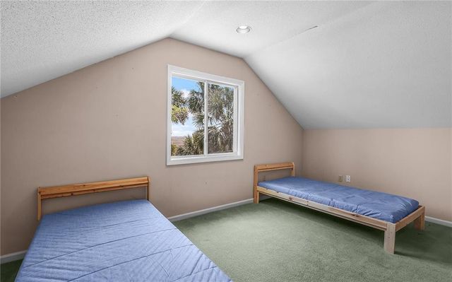 1036 Kittles Island Drive SE, Darien, GA 31305