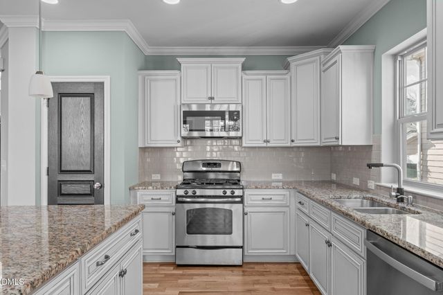 621 Ancient Oaks Drive, Holly Springs, NC 27540