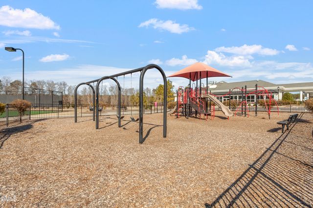 621 Ancient Oaks Drive, Holly Springs, NC 27540