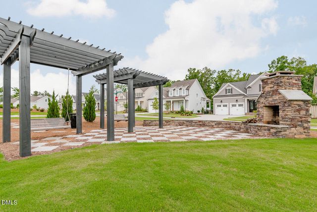 621 Ancient Oaks Drive, Holly Springs, NC 27540