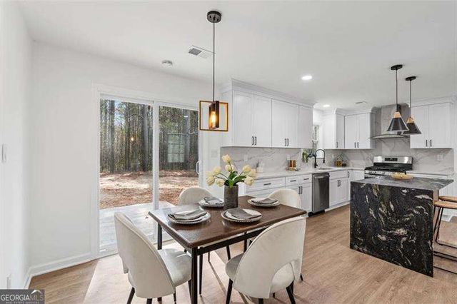 97 Cathie Drive, Dallas, GA 30132